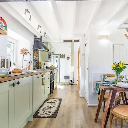 Holiday home 1 Bed In Lanhydrock 88165